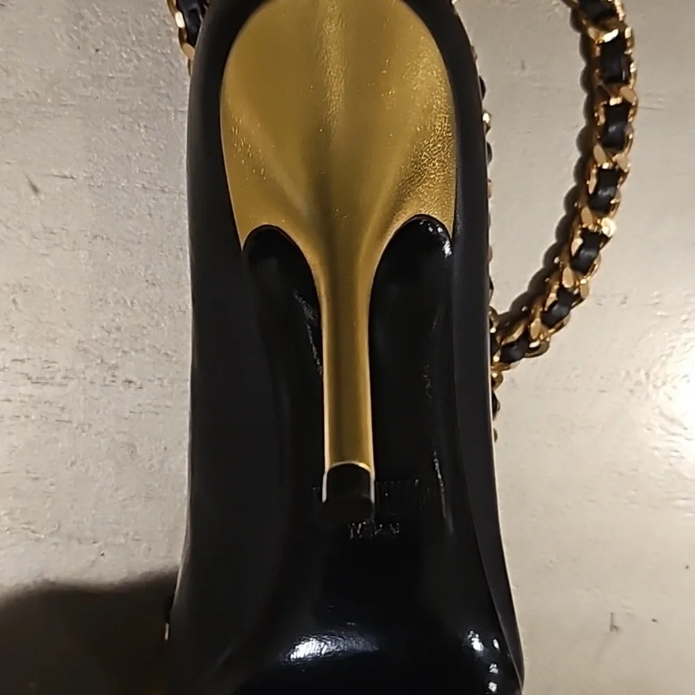 Moschino Black and Gold Women's Heel Purse! - Picture 4 of 5